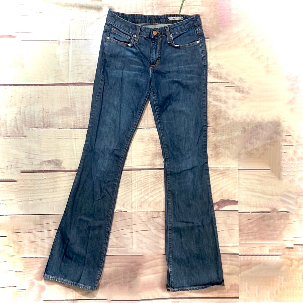 Jeans - Picture 2 of 5